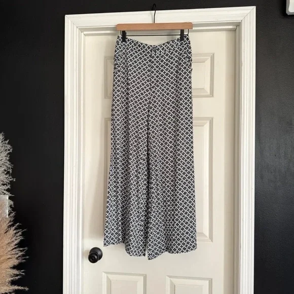 Anthropologie Maeve Callan Wide-Leg Pants
size 6 - Picture 7 of 12